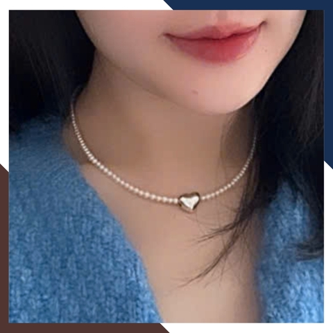 Vòng Cổ Choker Ngọc Trai Nhỏ Mặt Trái Tim Bạc VCNT146 – Tôn Vinh Nét Đẹp Nhẹ Nhàng & Nữ Tính