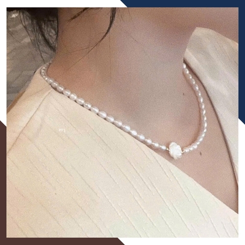 Vòng Cổ Choker Ngọc Trai Thật VCNT130 – Kiêu Sa & Thanh Lịch Với Hoa Hồng Khảm Trai