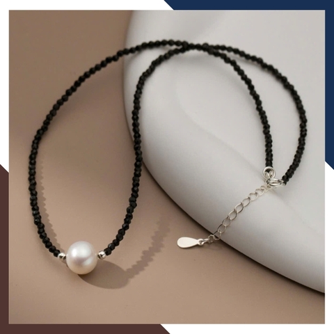 Vòng cổ pha lê đen cao cấp dáng choker đính mặt ngọc trai cho nữ đẹp mã T10AC220
