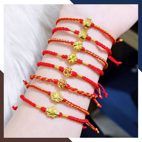 Vòng tay chỉ đỏ charm hoa sen vàng tây 10k mã AC310