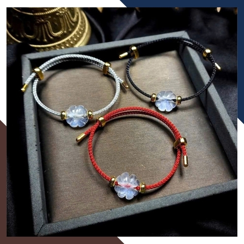 Vòng Tay Cỏ 4 Lá Đá Mặt Trăng Moonstone VTDPT23 – Bùa May Mắn Cho Cô Nàng Tinh Tế