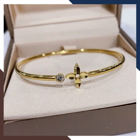 Vòng tay cuff vàng 10k cho nữ LTVN200 – thiết kế tinh tế, trẻ trung, hiện đại