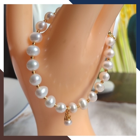 Vòng tay ngọc trai thật , lắc tay ngọc trai tự nhiên phối bi và charm búp sen bạc mạ vàng mã 78AC195