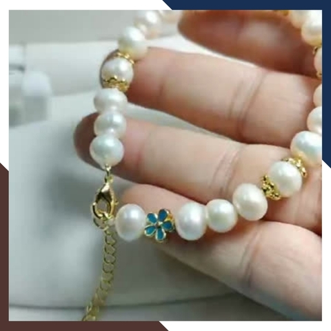 Vòng tay ngọc trai thật mặt charm hoa mạ vàng, lắc tay ngọc trai đẹp cho nữ mã 78AC120