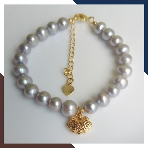 Vòng tay ngọc trai xám mix charm bạc mạ vàng, mẫu vòng tay ngọc trai đẹp cho nữ