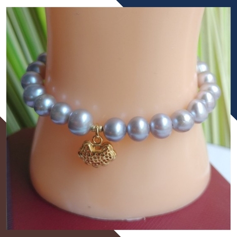 Vòng tay ngọc trai xám mix charm bạc mạ vàng, mẫu vòng tay ngọc trai đẹp cho nữ