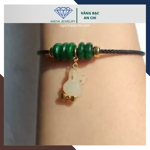 Vòng tay ngũ điếu cẩm thạch treo charm thỏ bạch ngọc bọc bạc mạ vàng