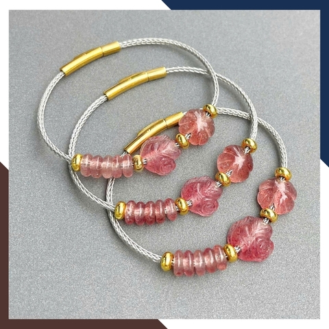 Vòng Tay Tam Lộc Thạch Anh Dâu Hồng Gồm Hồ Ly, Ngũ Điếu & Cỏ 4 Lá VTDPT22 – Tăng Tình Duyên – Gọi May Mắn