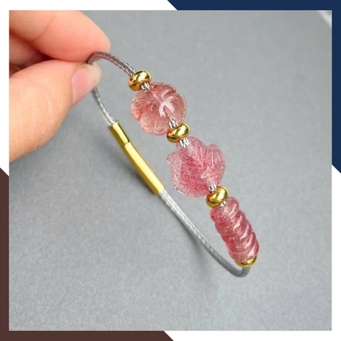 Vòng Tay Tam Lộc Thạch Anh Dâu Hồng Gồm Hồ Ly, Ngũ Điếu & Cỏ 4 Lá VTDPT22 – Tăng Tình Duyên – Gọi May Mắn