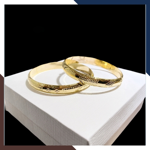 Vòng tay vàng nữ trơn 2 chỉ, lắc tay kiềng cứng vàng tây 10k khắc hoa văn cho nữ đẹp mã TL215