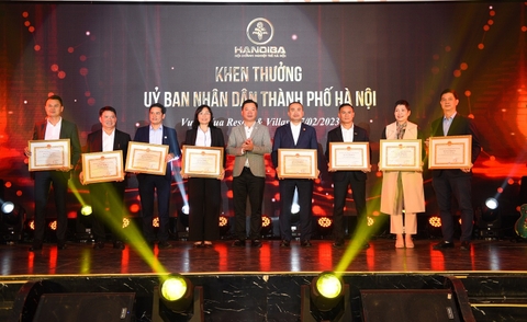 Khen thưởng ông Lê Đức Thuấn
