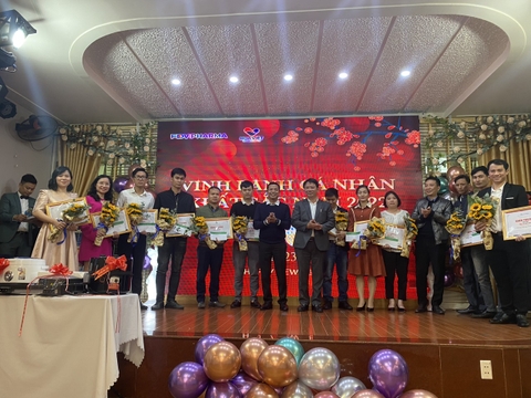 Tiệc Tất niên 2022