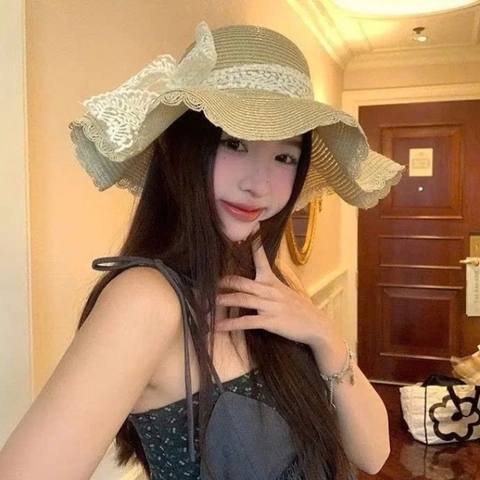 Mũ cói vành thắt nơ ren