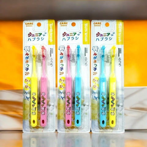 B8. Set 2 bàn chải đánh răng Junior cho bé từ 5-12 tuổi