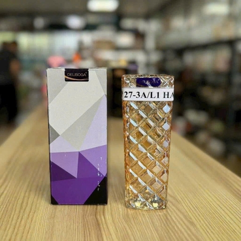 S3. Bình/lọ hoa thủy tinh vuông vàng 15,5cm