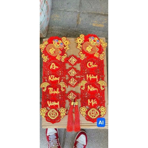 Bịch 2 Câu Đối T.ú.i T.i.ề.n Nhung Đỏ