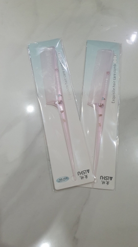 T12. Lược nhọn nhiều màu 13.5x3cm