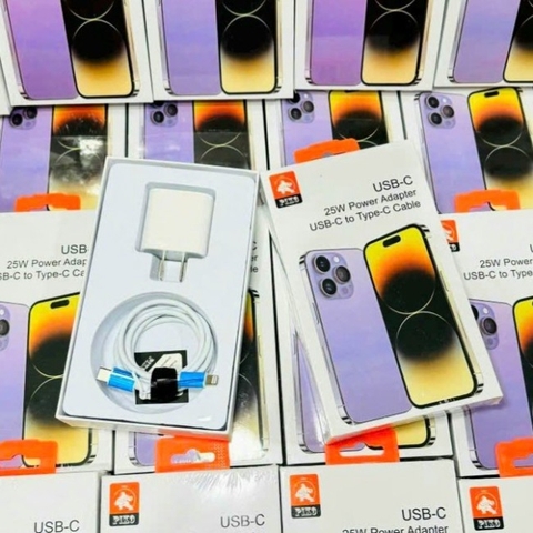 Bộ sạc nhanh Piko IP14PRM 25W Power Adapter