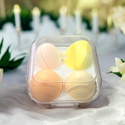 T9. Hộp 4 mút trang điểm nhiều màu