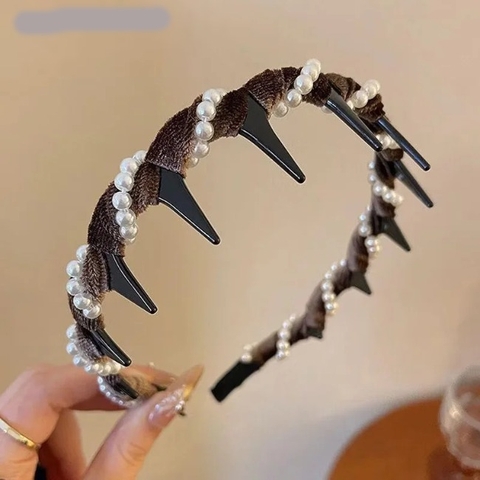 Bờm tóc sóng phong cách Hàn Quốc