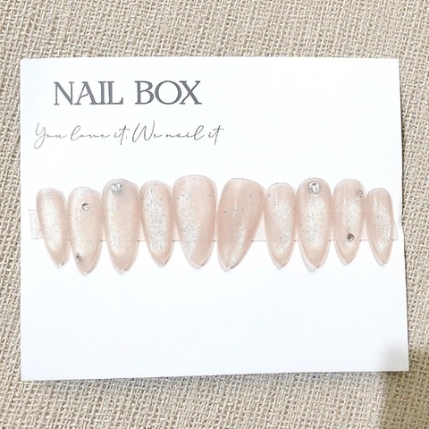 H03. Set 10 móng tay giả mắt mèo kèm keo và giũa móng