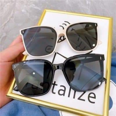 Kính Thời Trang GM 1 Gạch Vuông Nam Nữ