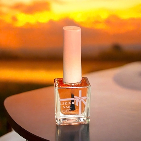 16.1 Sơn gel dưỡng móng tay có màu mau khô Lskinr Nail Polish