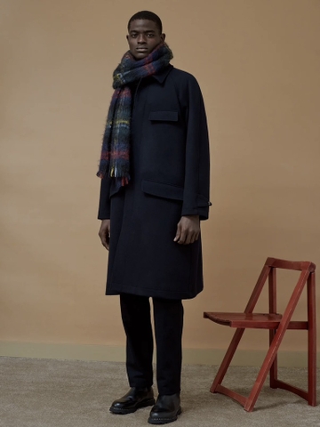 Parisian Raglan Coat in Austrian Wool