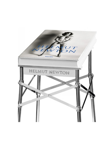 Helmut Newton. Baby Sumo