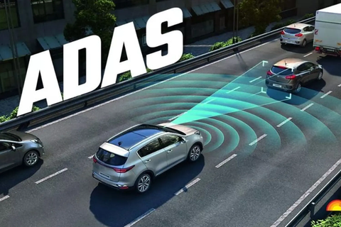 ADAS là gì và hỗ trợ thế nào khi giữ khoảng cách an toàn trên cao tốc