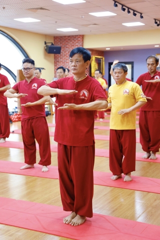 CUỐI NĂM BẬN RỘN – CÀNG PHẢI TẬP!