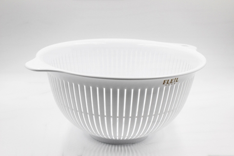 Rổ nhựa Nakaya 3,5 lít màu trắng