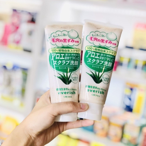 Utena Everish Scrub Wash - Sữa Rửa Mặt Tẩy Tế Bào Chết Nha Đam 135g