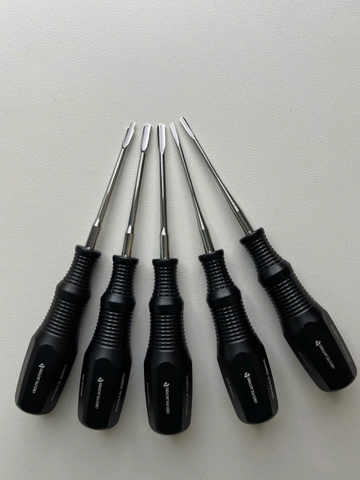 Bẩy Hybrid cán đen hãng Dental Studio - Hàn Quốc