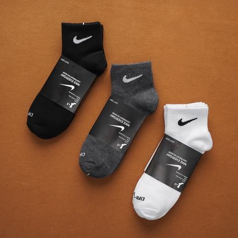 Set vớ cổ trung Nike SET3