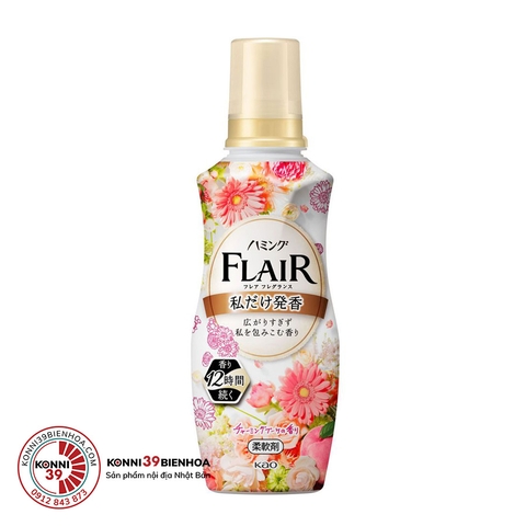 Nước xả vải KAO Flair Fragrance hương hoa quyến rũ 520mL