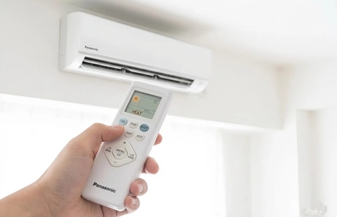 Cách bật chế độ sưởi ấm HEAT trên điều hòa Panasonic đúng kỹ thuật