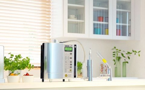 Máy lọc nước ion kiềm Kangen Leveluk SD501 Platinum