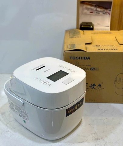 Nồi cơm cao tần Toshiba RC-18KGW