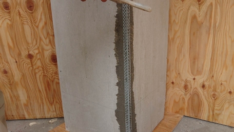 CORNER BEAD – M - NẸP ỐP GÓC TƯỜNG TRÁT VỮA