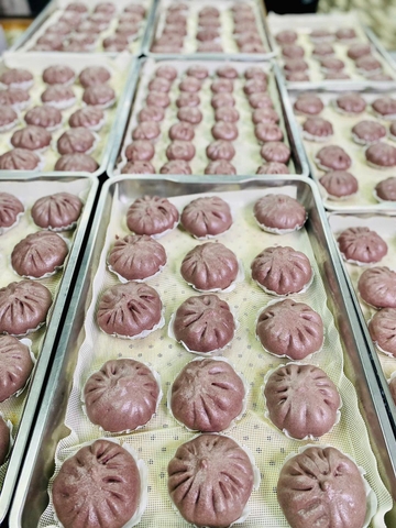 Bánh to Nhân mix hạt - vỏ gạo lứt tím