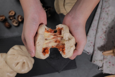 Bánh to Nhân Xá xíu phomai