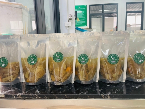 Canh măng chua dứa