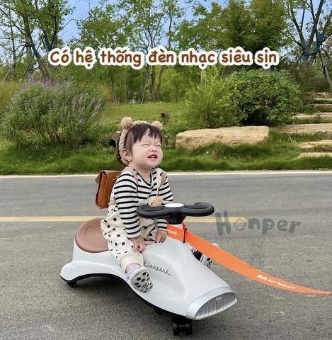 Xe lắc Honper LUXURY HP815 ( Trắng _ cam _ xanh )
