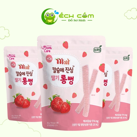 Bánh Gạo Lứt  Canxi  Thanh Dài Mom Care Vị Dâu tay