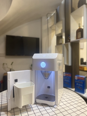 Thiết bị đun sữa, model Smart Milking SS, hiệu Niucun, điện áp 220V-240/50Hz, 1950W, 1.8