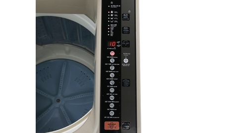 Máy giặt Aqua 9 kg AQW-U91CT (N)