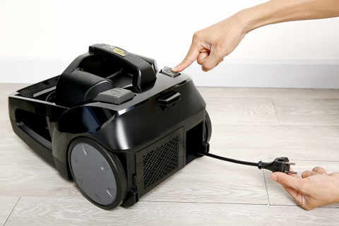 Máy hút bụi Panasonic 2000W MC-CL575KN49 - Chính hãng