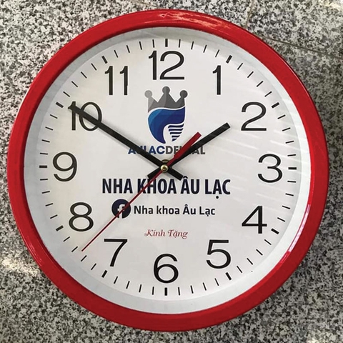 Đồng hồ treo tường