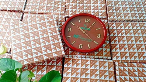 Đồng hồ treo tường